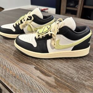 Jordan 1 Low SE “Fall League”